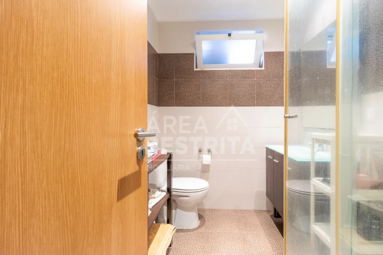 Apartamento T3 para Venda em Seixal, Arrentela e Aldeia de Paio Pires Foto 17