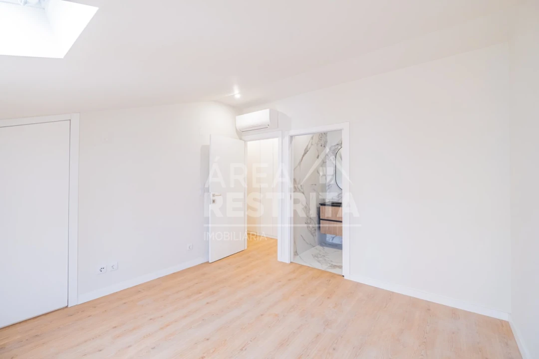 Moradia T2 para Venda em Alcochete Foto 32