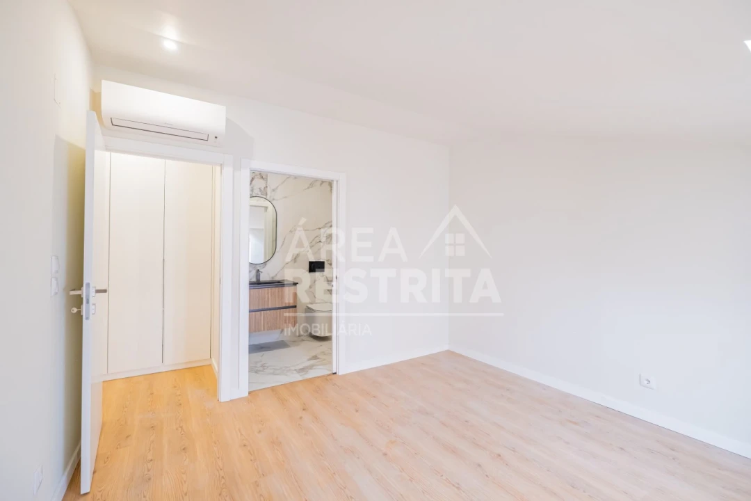 Moradia T2 para Venda em Alcochete Foto 33