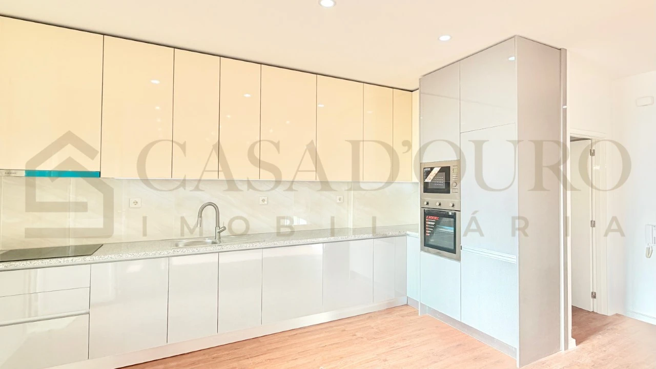 Apartamento T3 para Venda em Aguas Santas Foto 1