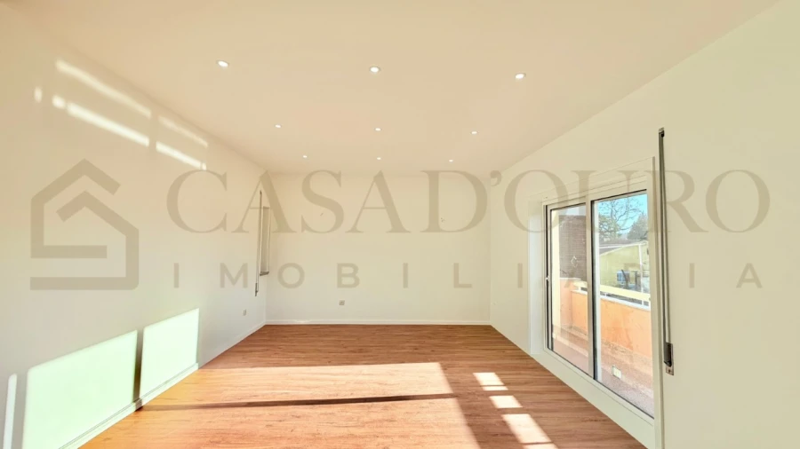 Apartamento T3 para Venda em Aguas Santas Foto 3