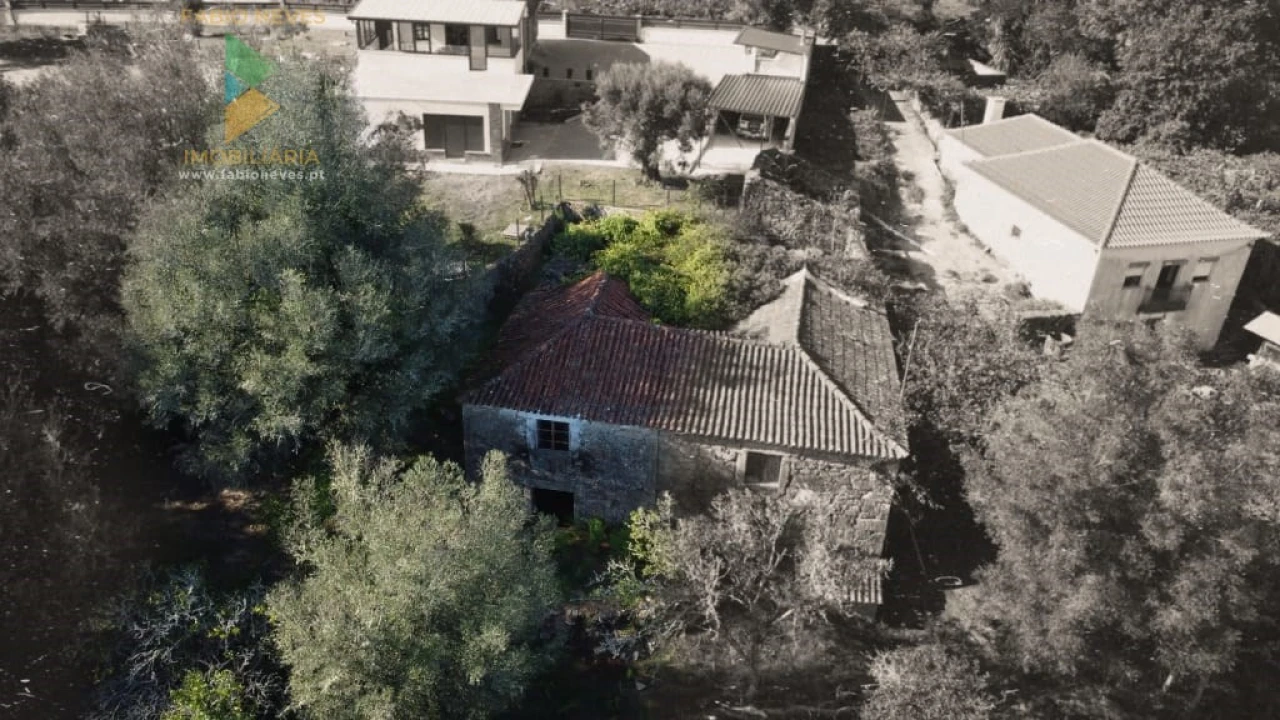 Moradia T2 para Venda em Sabadim Foto 3