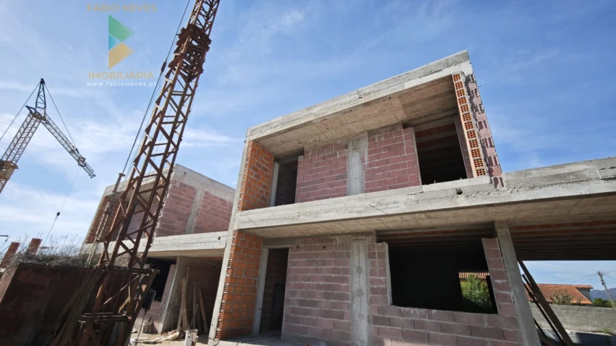 Quinta T3 para Venda em Seara