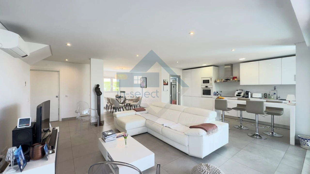 Moradia T3 para Venda em Ferragudo Foto 10