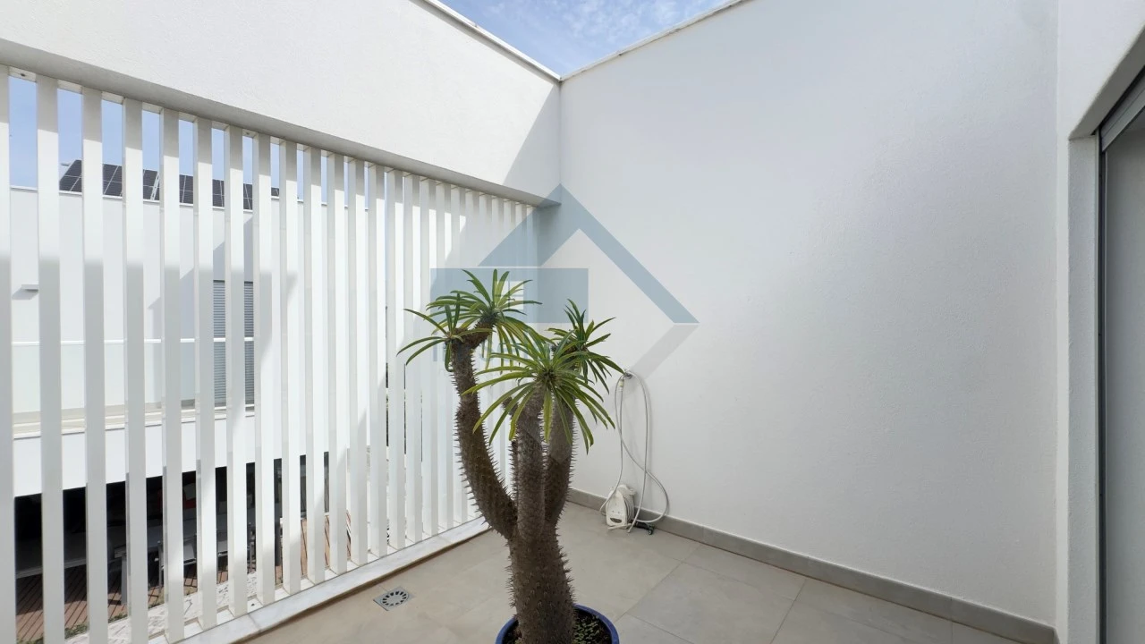 Moradia T3 para Venda em Ferragudo Foto 18