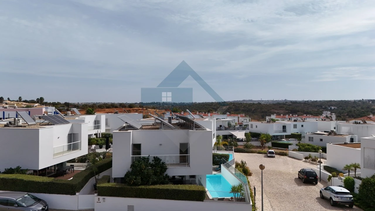 Moradia T3 para Venda em Ferragudo Foto 36