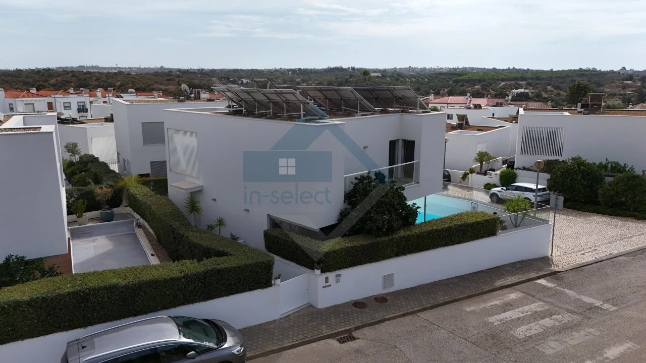 Moradia T3 para Venda em Ferragudo Foto 38