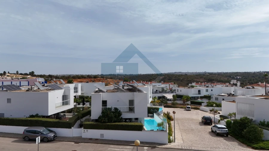 Moradia T3 para Venda em Ferragudo Foto 34