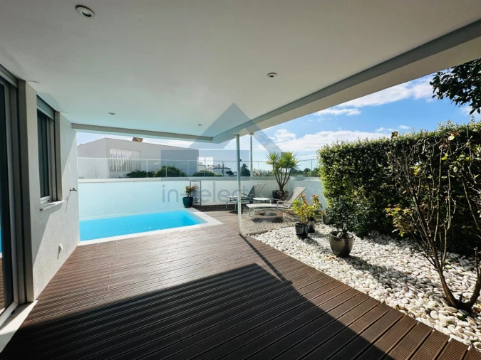 Moradia T3 para Venda em Ferragudo Foto 45