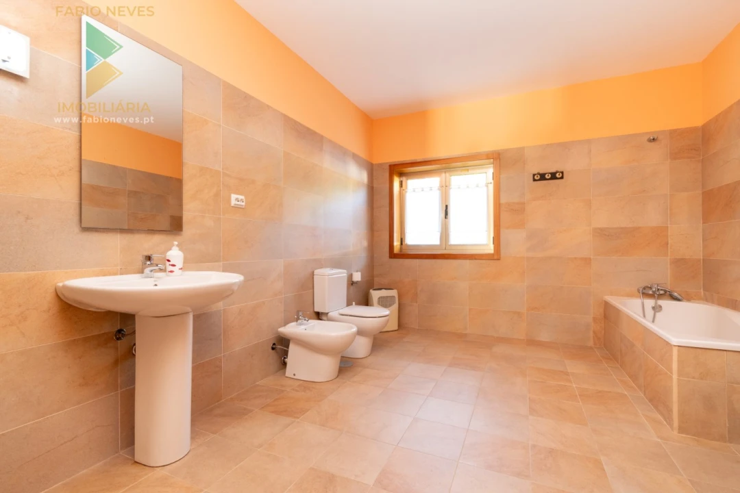 Moradia T6 para Venda em Ardegão, Freixo e Mato Foto 25