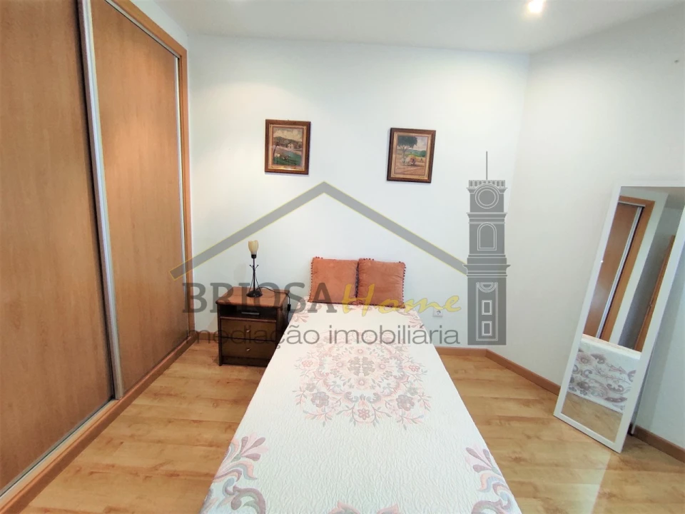 Quarto para Arrendamento em São Martinho do Bispo e Ribeira de Frades Foto 3