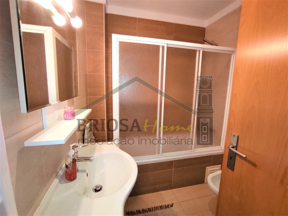 Quarto para Arrendamento em São Martinho do Bispo e Ribeira de Frades Foto 6