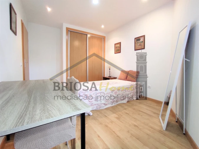 Quarto para Arrendamento em São Martinho do Bispo e Ribeira de Frades