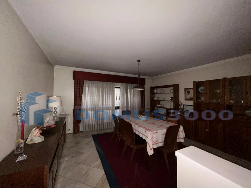 Moradia T4 para Venda em Nossa Senhora da Conceição, São Pedro e São Dinis Foto 10