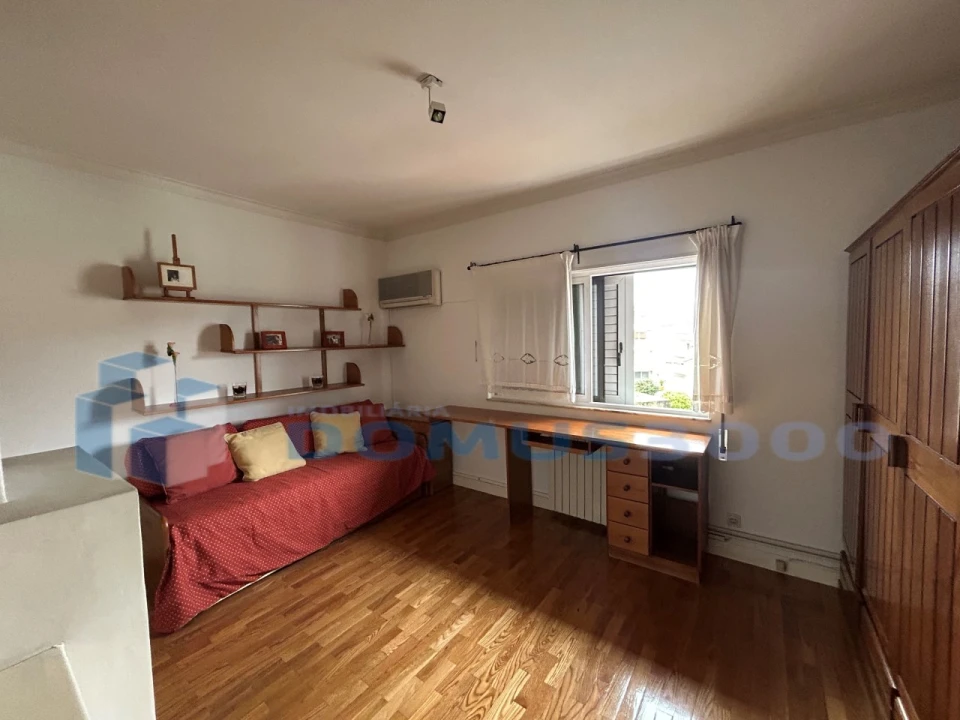 Moradia T4 para Venda em Nossa Senhora da Conceição, São Pedro e São Dinis Foto 32