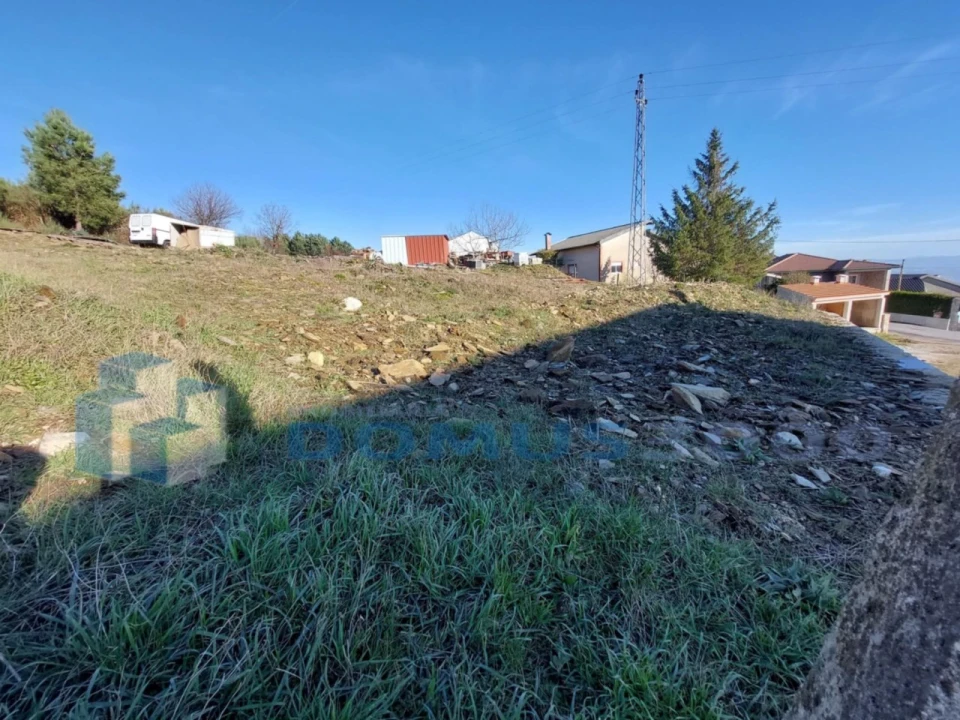 Terreno para Venda em Torgueda Foto 7