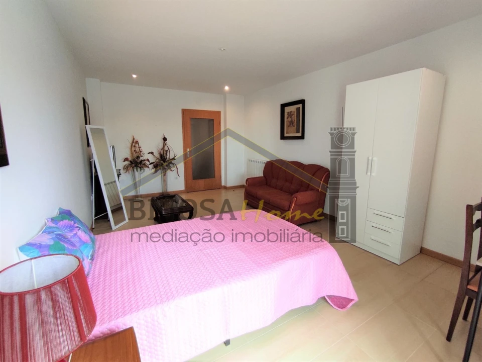 Quarto para Arrendamento em São Martinho do Bispo e Ribeira de Frades Foto 1