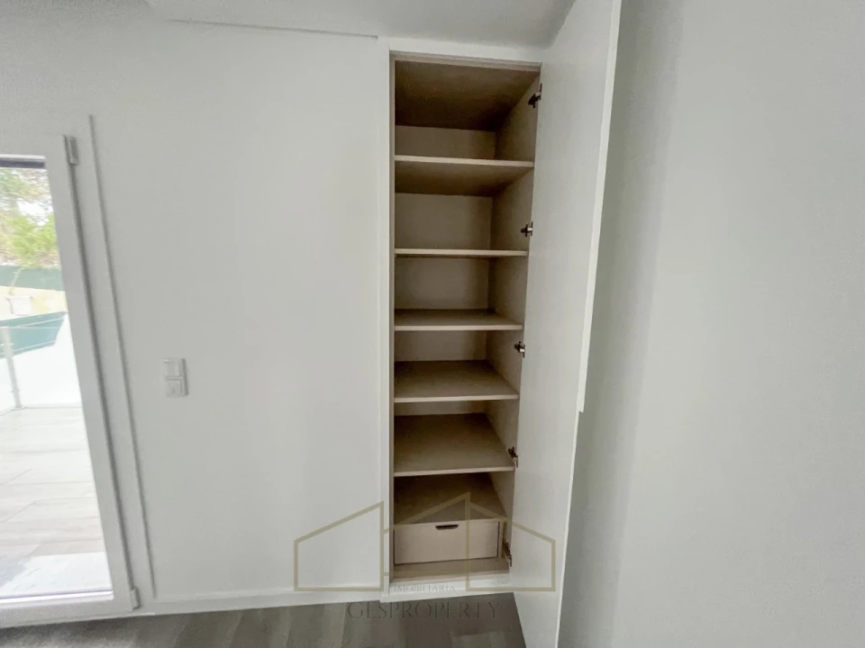 Moradia T4 para Venda em Charneca de Caparica e Sobreda Foto 23