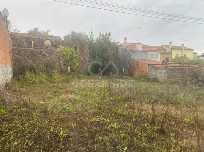 Moradia T1 para Venda em Salgueiro do Campo Foto 12