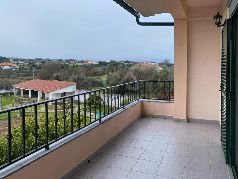 Moradia T5 para Venda em Escalos de Baixo e Mata Foto 26