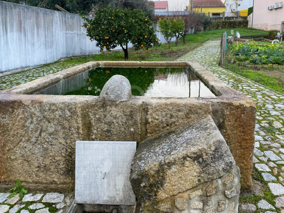 Moradia T5 para Venda em Escalos de Baixo e Mata Foto 63