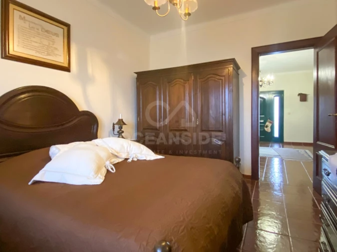 Moradia T5 para Venda em Escalos de Baixo e Mata Foto 15