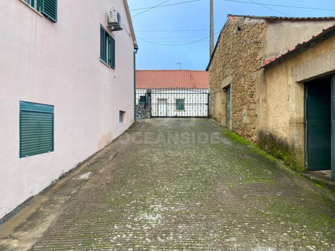 Moradia T5 para Venda em Escalos de Baixo e Mata Foto 40