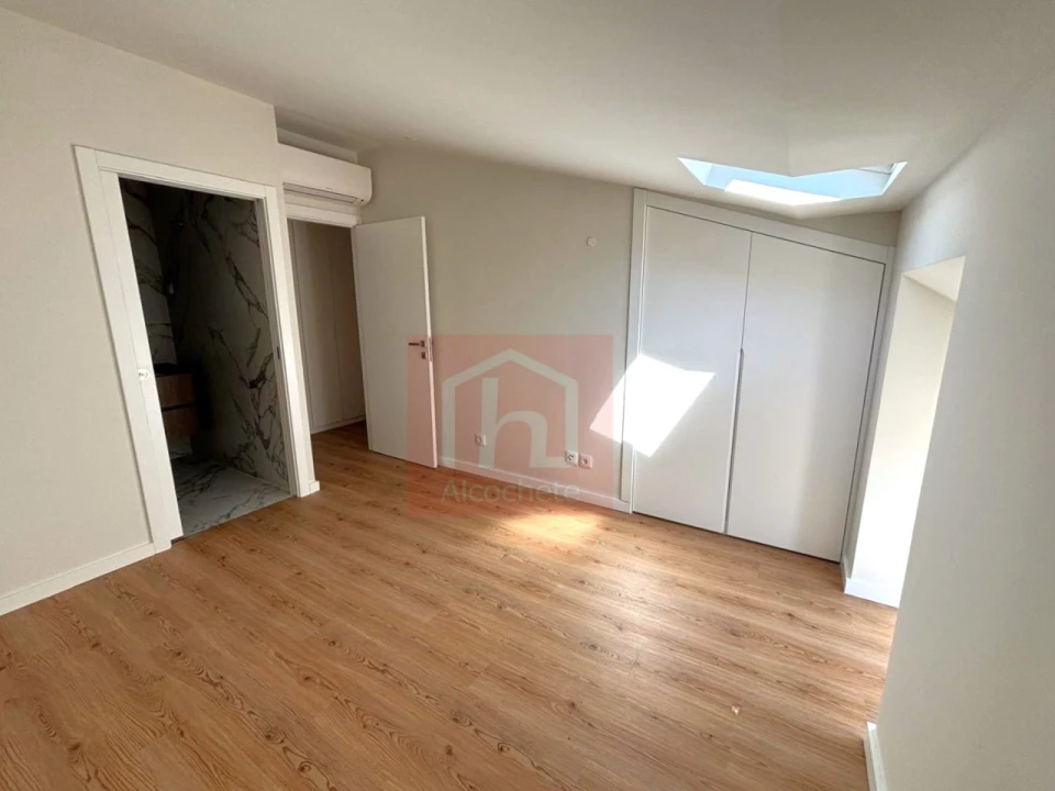 Apartamento T2 para Venda em Alcochete Foto 20