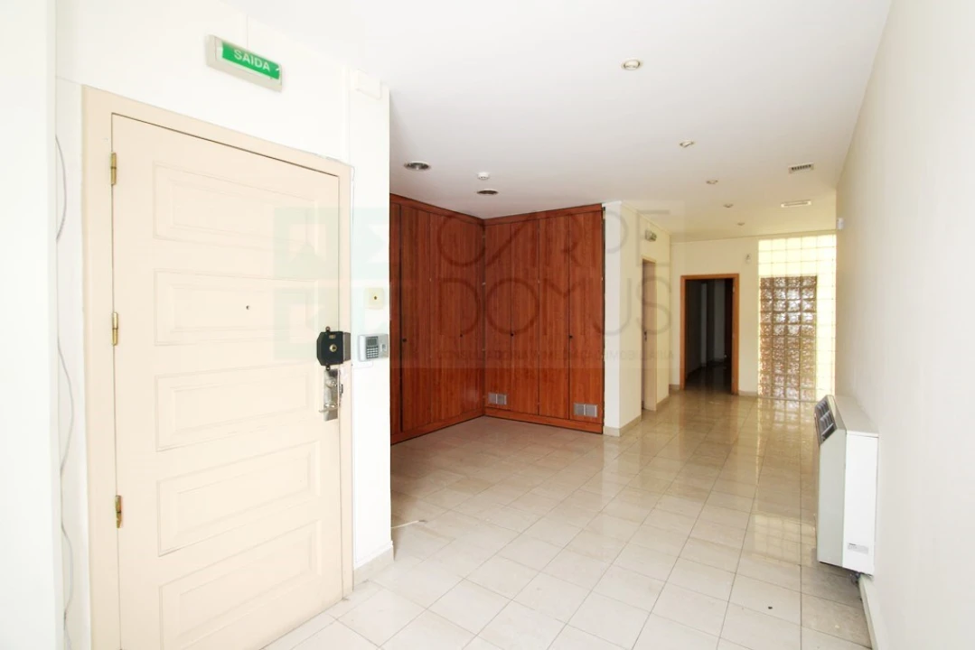 Escritório para Venda em Carnaxide e Queijas Foto 11