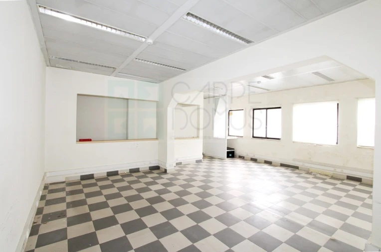 Escritório para Venda em Carnaxide e Queijas Foto 8