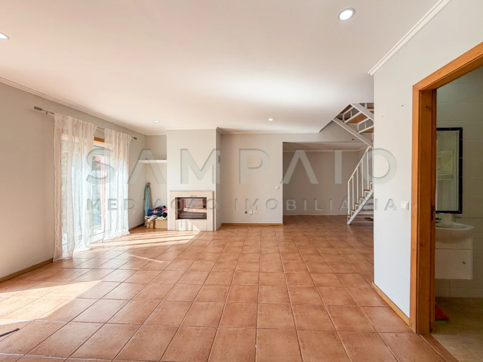 Moradia T3 para Venda em Fânzeres e São Pedro da Cova Foto 3