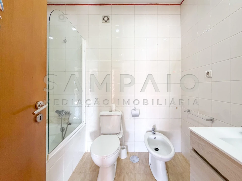 Moradia T3 para Venda em Fânzeres e São Pedro da Cova Foto 17