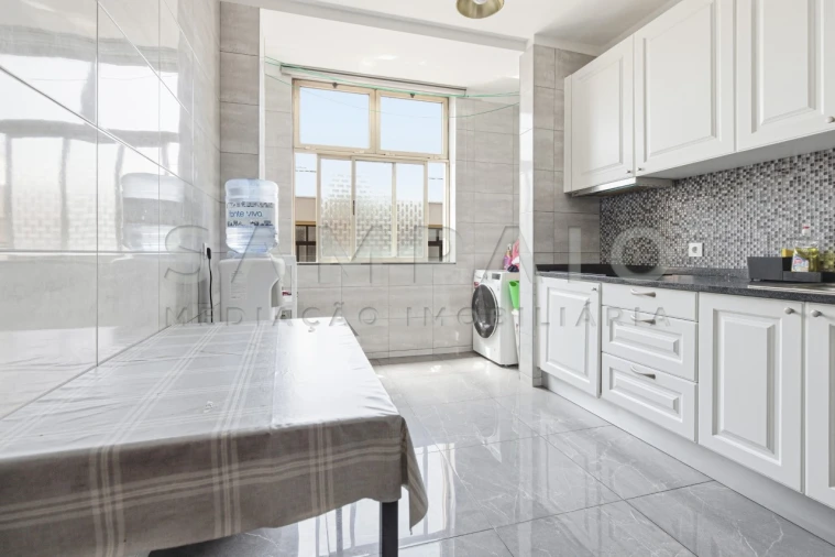 Apartamento T2 para Venda em Rio Tinto Foto 6