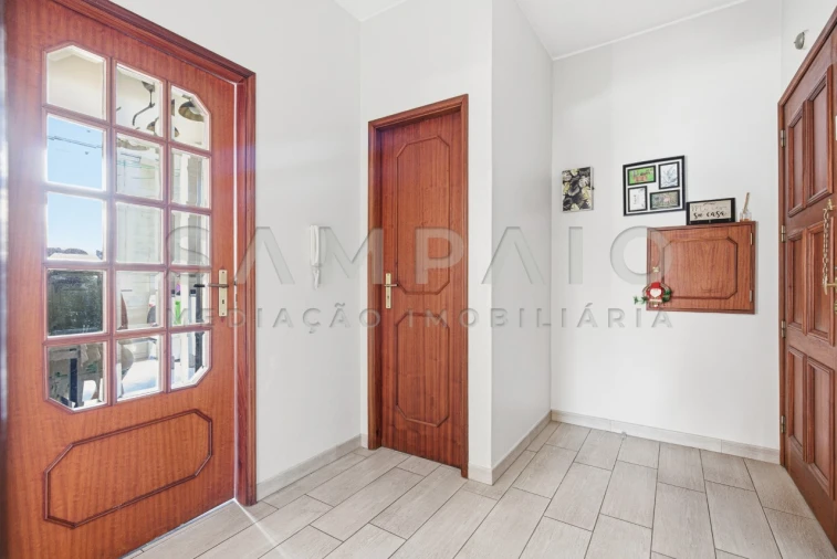 Apartamento T2 para Venda em Rio Tinto Foto 17