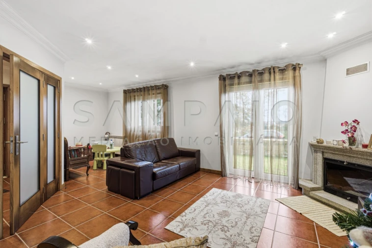 Moradia T4 para Venda em Gondomar (São Cosme), Valbom e Jovim Foto 4