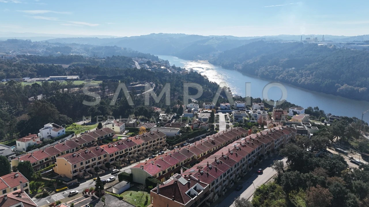 Moradia T3 para Venda em Gondomar (São Cosme), Valbom e Jovim Foto 36