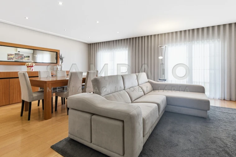 Moradia T3 para Venda em Gondomar (São Cosme), Valbom e Jovim Foto 2