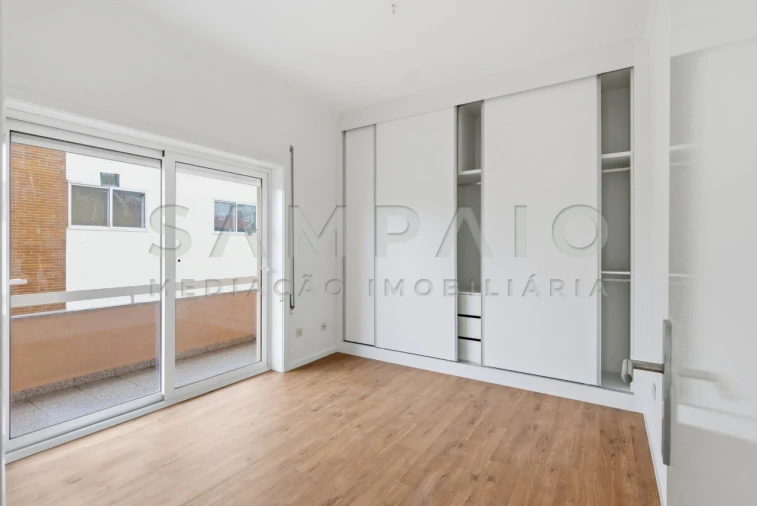 Apartamento T3 para Venda em Aguas Santas Foto 13