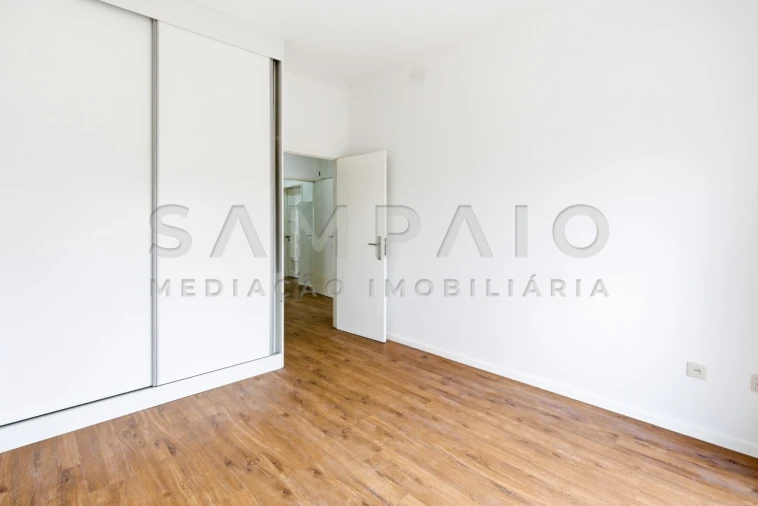 Apartamento T3 para Venda em Aguas Santas Foto 18