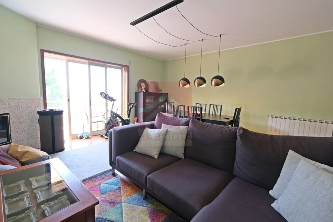 Apartamento T2 para Venda em Rio Tinto Foto 1