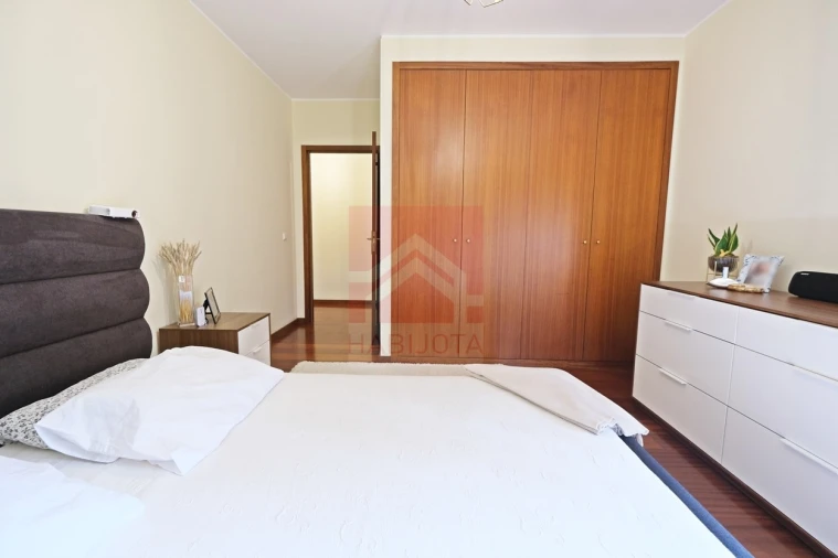 Apartamento T2 para Venda em Rio Tinto Foto 18