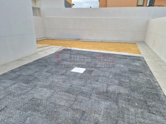 Moradia T4 para Venda em Atouguia da Baleia Foto 4