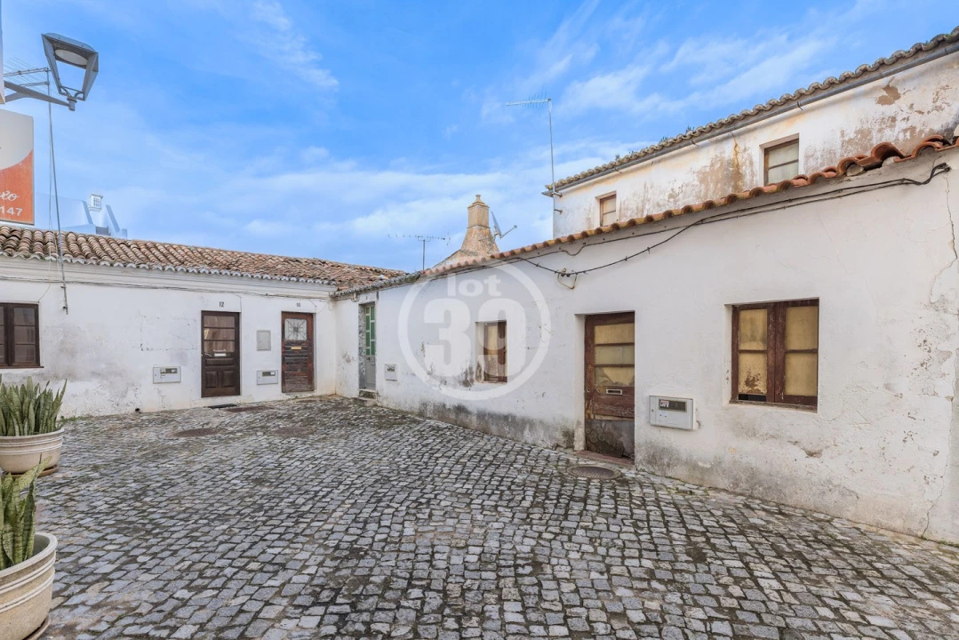 Prédio para Venda em Guia Foto 5