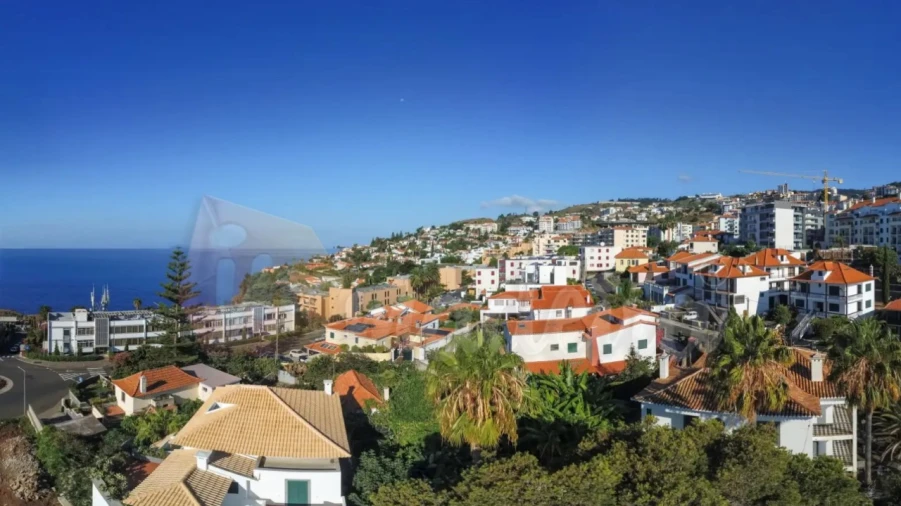 Apartamento T2 para Venda em Caniço Foto 27