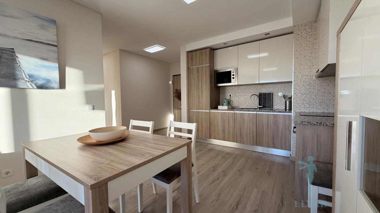 Apartamento T2 para Venda em Portimão Foto 8