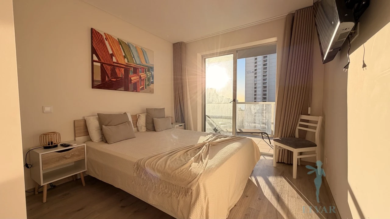 Apartamento T2 para Venda em Portimão Foto 11