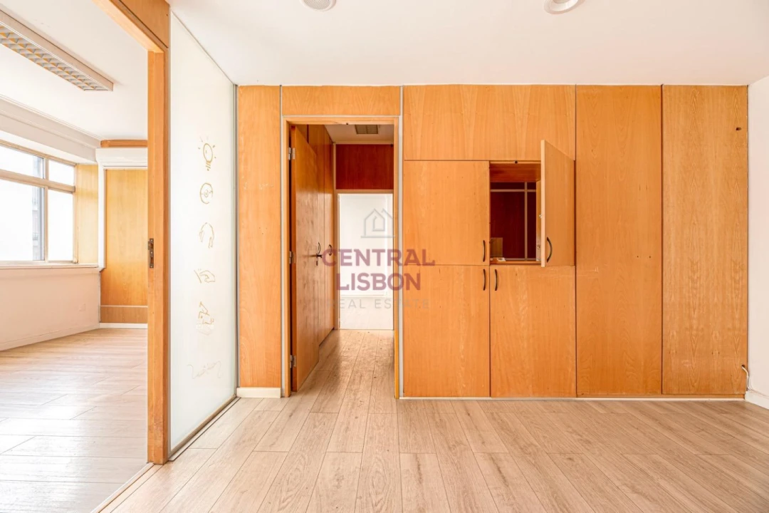 Escritório para Venda em Arroios Foto 9