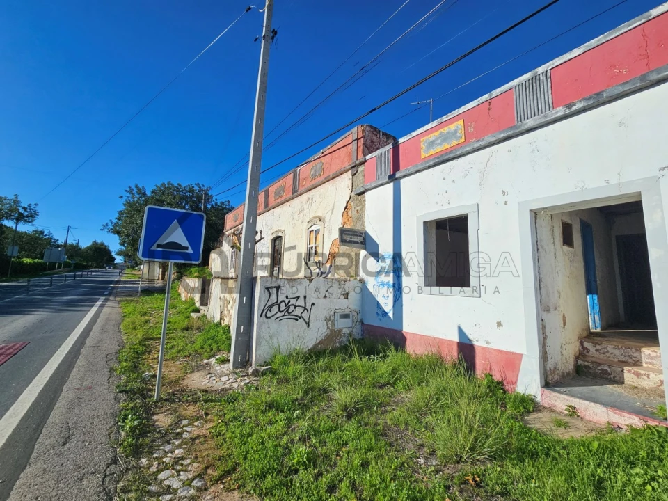 Moradia T5 para Venda em Loule (São Sebastião) Foto 2