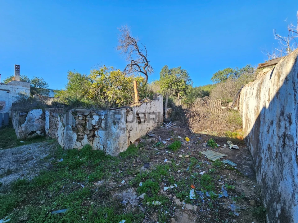 Moradia T5 para Venda em Loule (São Sebastião) Foto 5