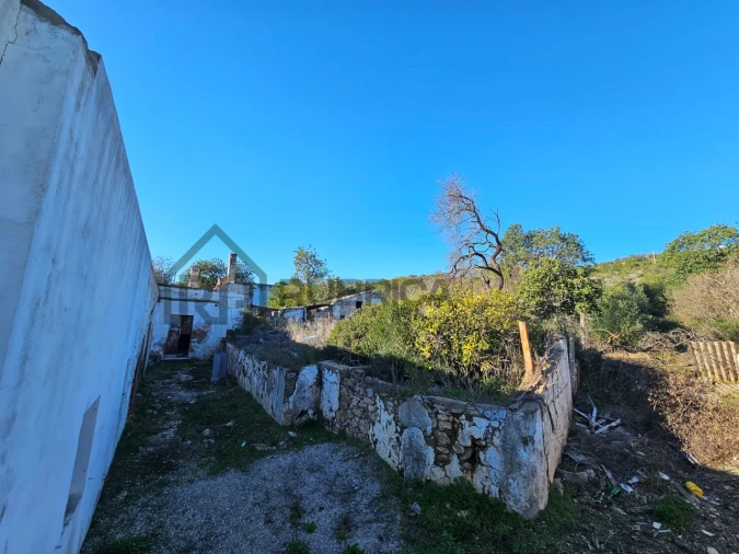 Moradia T5 para Venda em Loule (São Sebastião) Foto 6